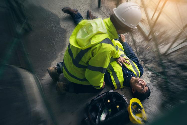 Benefits of First Aid Training in the Workplace First aid training in the workplace is not just a legal requirement in many industries—it’s a powerful tool that can save lives, reduce recovery times, and improve overall employee wellbeing.